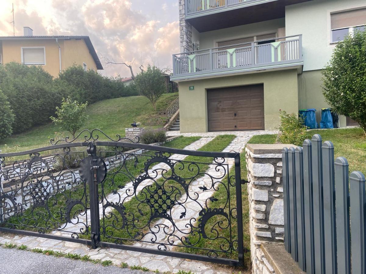 Apartment Mit Parkblick Граткорн Екстериор снимка