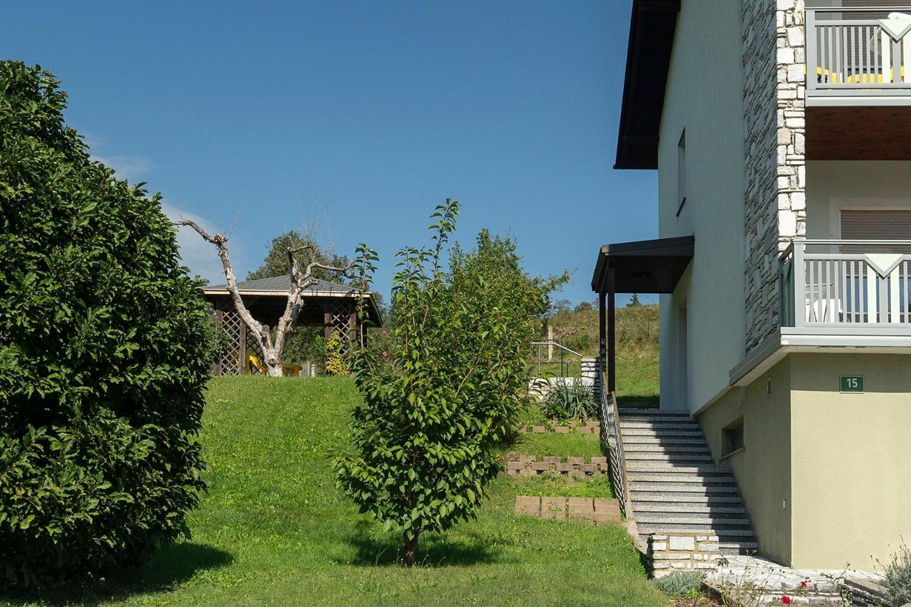 Apartment Mit Parkblick Граткорн Екстериор снимка